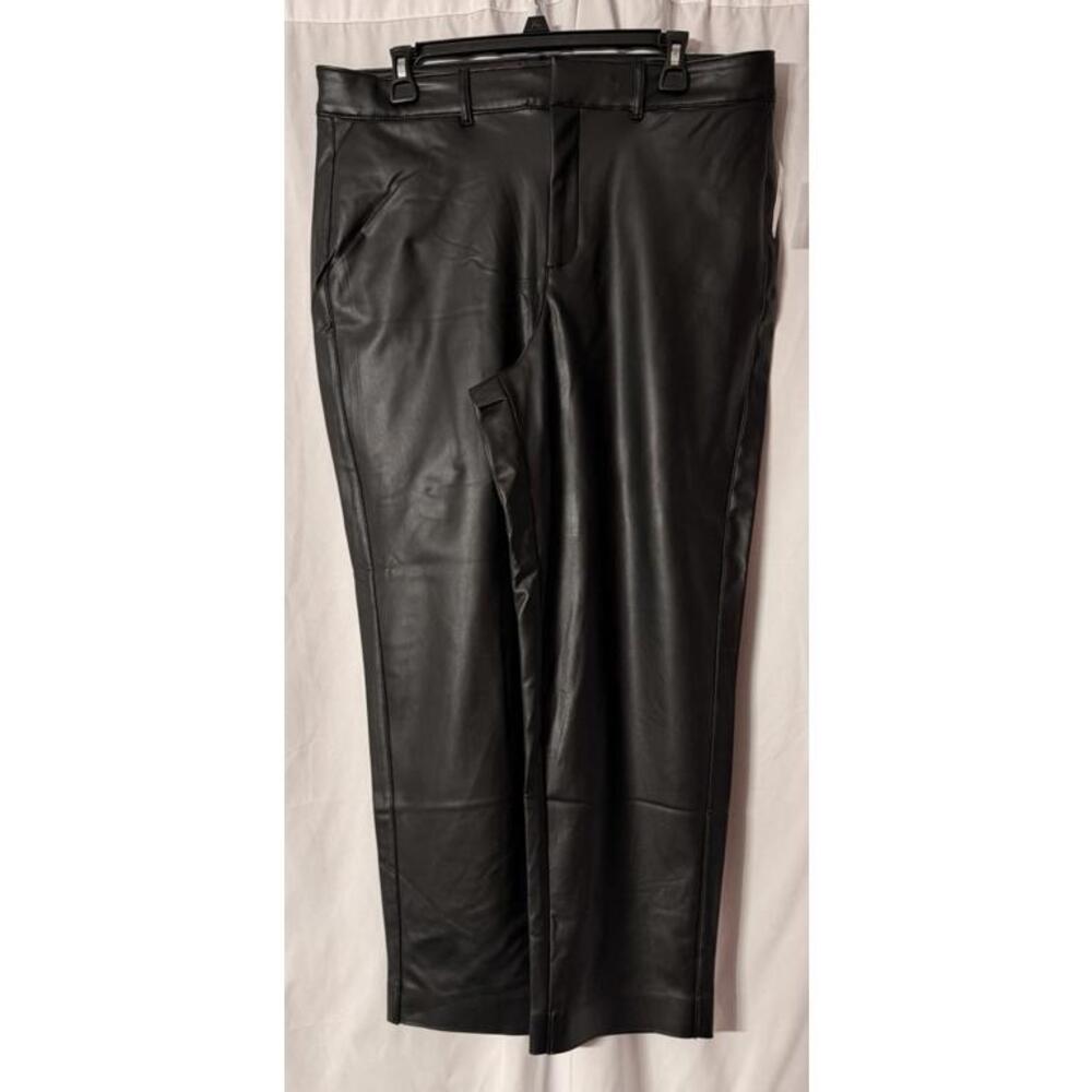 NWT Old Navy High Rise Pixie Straight Womens Black Faux Leather Pants Size 14